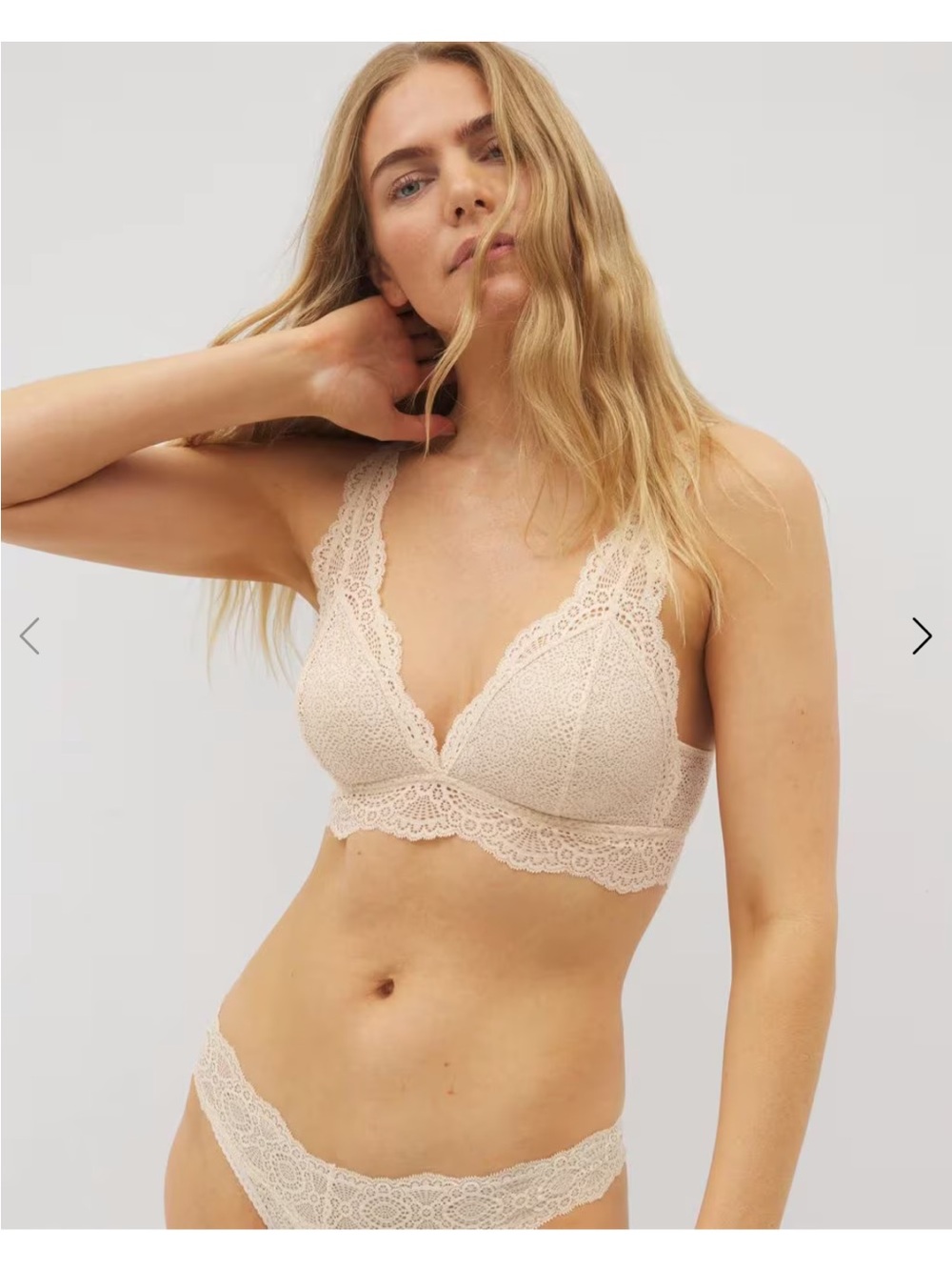 NWOT Soma Lace Bralette in Light Beige